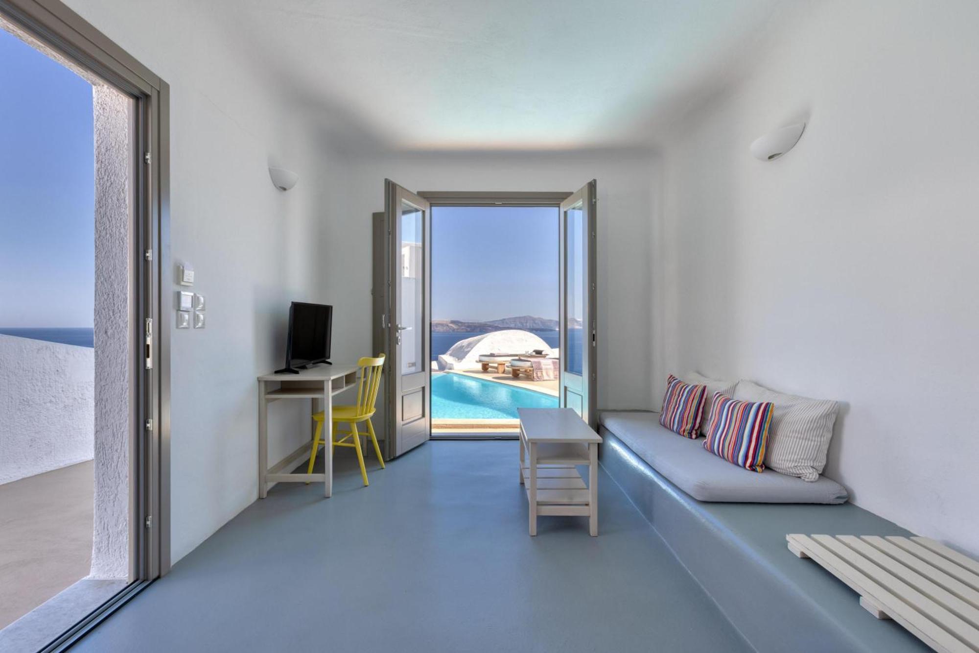 Petit Suite Private Pool & Caldera View,1773749080:JPEG